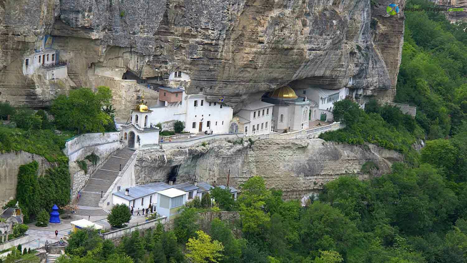 Свято-Успенский пещерный монастырь (г. Бахчисарай)